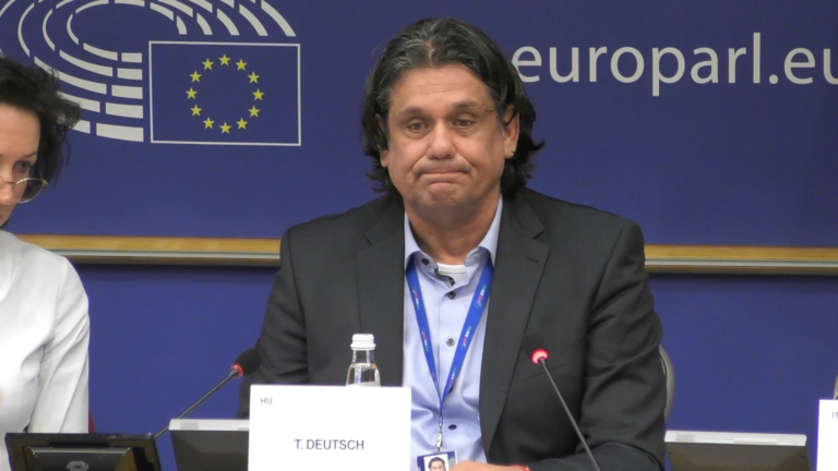 Botrány a Szent István-napi koncertsorozat körül: két előadó fellépését is visszamondták, akiket Deutsch listázott