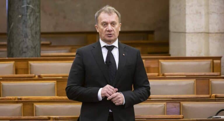 A Fidesz leszavazta a DK devizakárosultak segítéséért benyújtott javaslatait