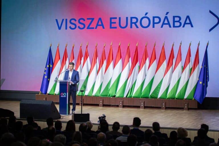Brutálisan erősödött a TISZA Párt, a Závecz-kutatás szerint több társadalmi csoportban is megelőzte a Fideszt