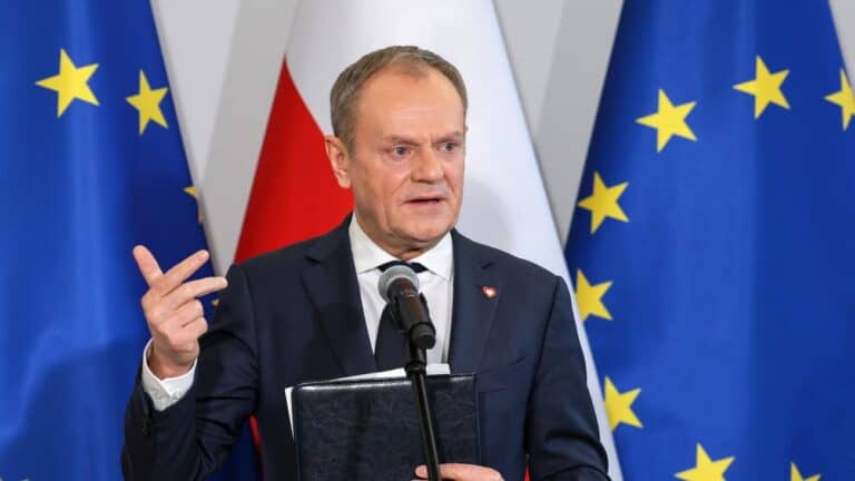 orosz megrendelésre gyújtották fel tavaly az egyik varsói vásárcsarnokot