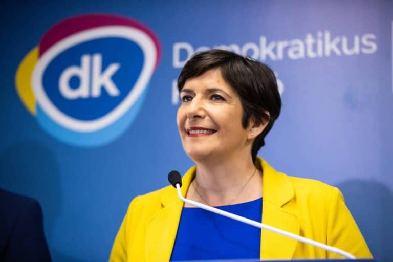 Dobrev Klára: Legyen minden balatoni településen legalább egy szabadstrand!