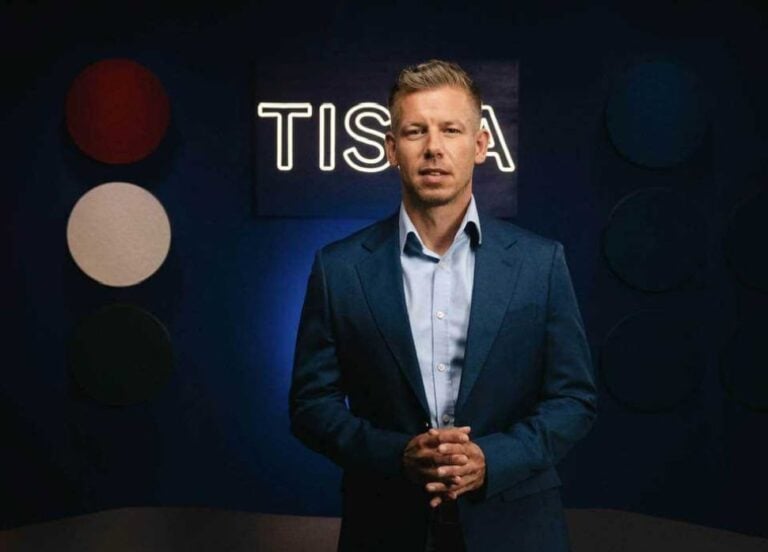 Magyar Péter szerint Orbán Viktor hazudik az EP bizalmatlansági indítványáról