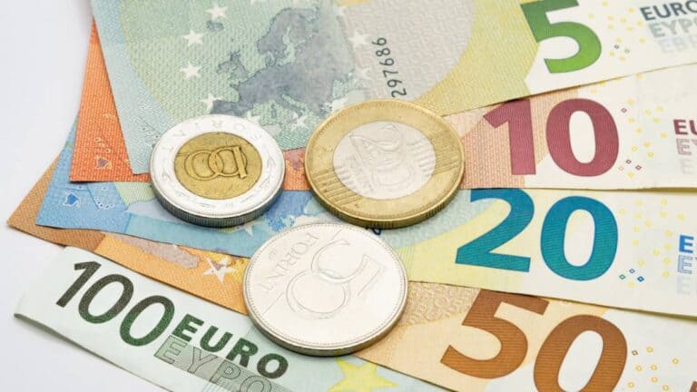 Bulgária bevezeti az eurót 2026-tól? Félnek a lakosok, de a kormány kitart a döntés mellett