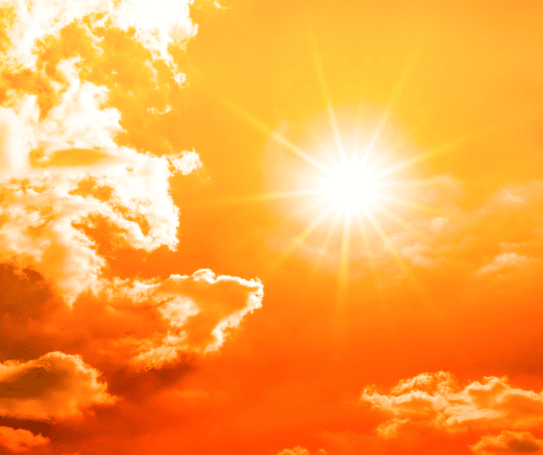 A hét elején még napos, meleg, majd a hétvégén felhős idő és lehűlés várható