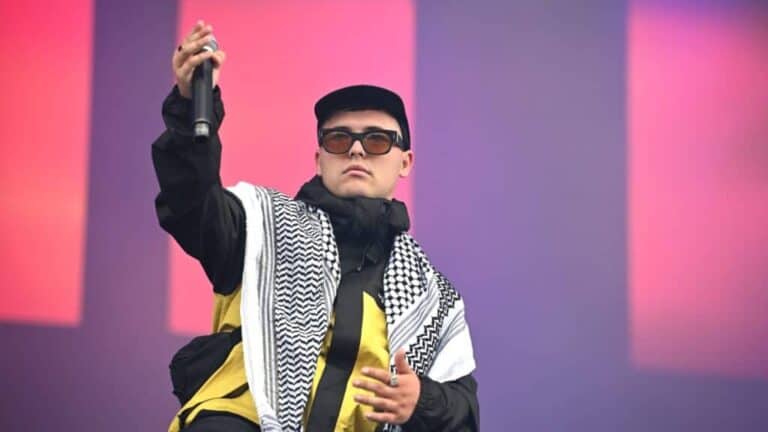 Magyar Nemzet: a terroristákat támogató zenekar nem léphet be Magyarországra