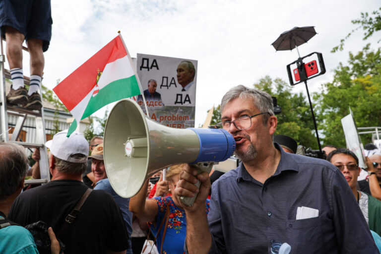 Hadházy: Vajon mit rejt a hatvanpusztai kastély földalatti termében a vastag vasajtó? Széf vagy bunkerrendszer?